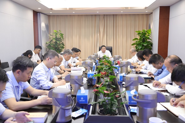 安徽非凡国际地产集团党委进前进建贯彻习近平新时期中国特色社会主义思想主题教育想书班