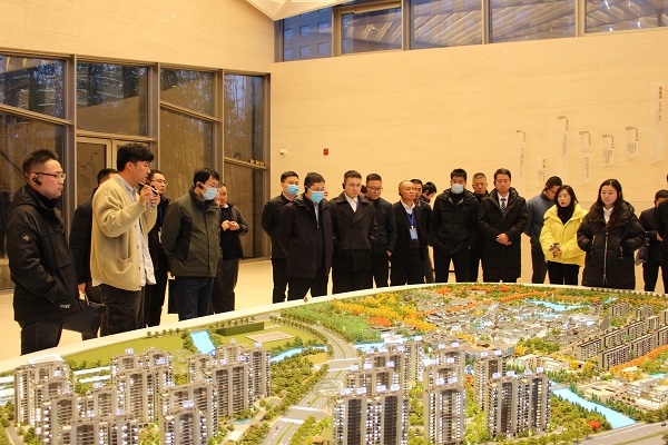 对标提升 加快转型 非凡国际公司发展城市更新专题培训及项目对标进建调查